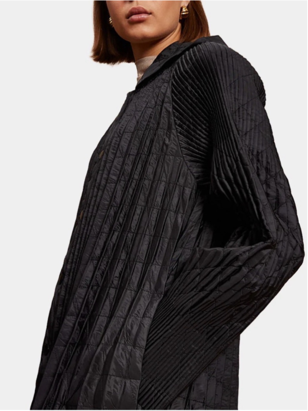 Pleated Hooded Swing Coat Black One Size - Picture 5 of 12